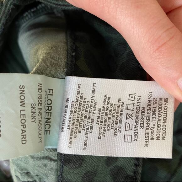 NWT DL1961‎ Florence Cropped Snow Leopard Jeans - Picture 6 of 7